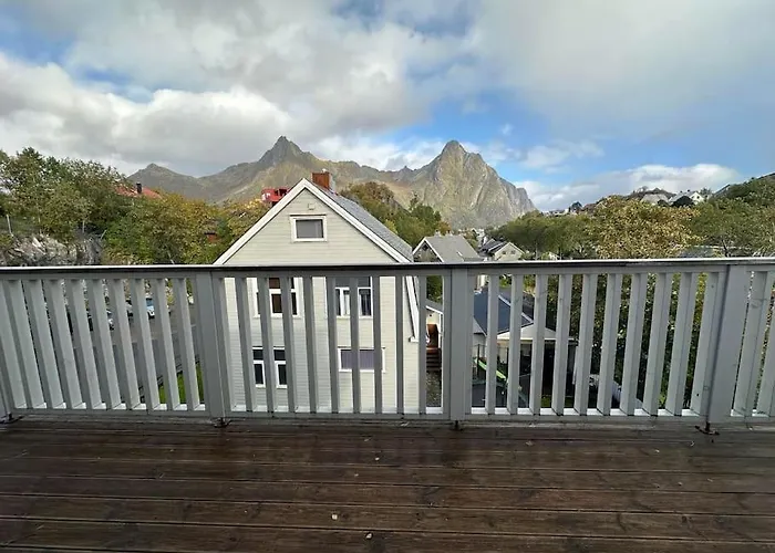 Exclusive With Great Views Close To Center Lägenhet *