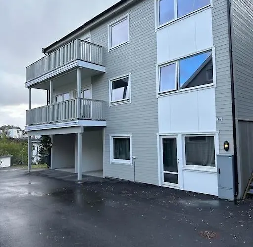 Exclusive With Great Views Close To Center 아파트 스볼베르